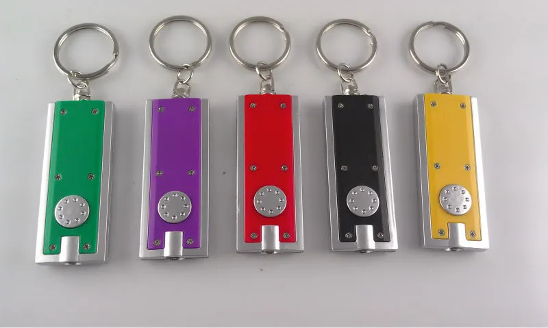 Partihandel Keychain Tetris Key Buckle Light Keychain Square Plastic Mini Ficklampa med batteri LED Light för män och kvinnor