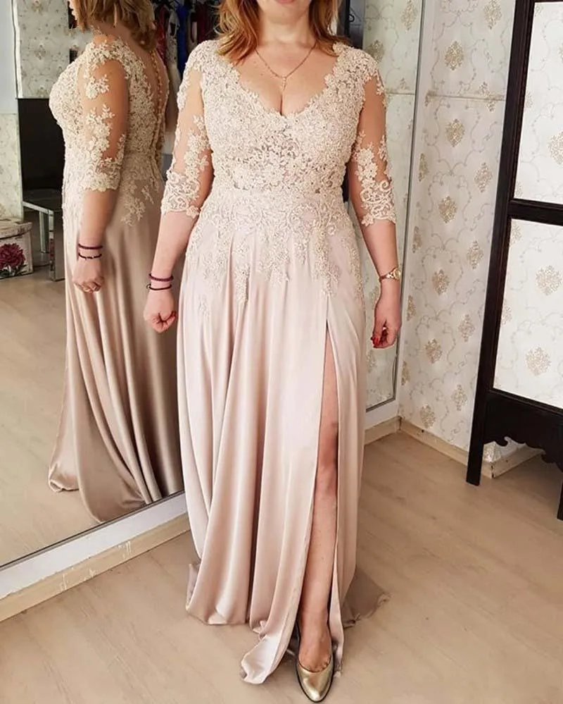 Plus Size Lace 3/4 Long Sleeve Sheath Mother Of the Bride Dresses Side Split Formal Evening Gowns V Neck See Through Party Dresses