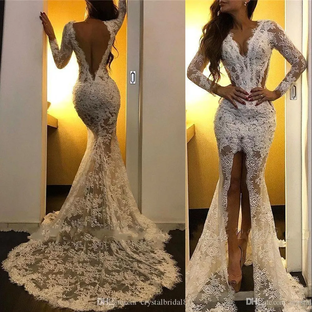 Billiga Långärmade Sexiga Mermaid Bröllopsklänningar V Neck Full Lace Appliques Beaded Front Split Sweep Train Backless Plus Storlek Bröllopklänningar