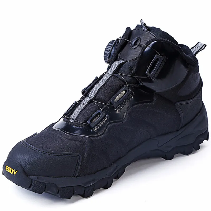 Hunting boots with boa sales system