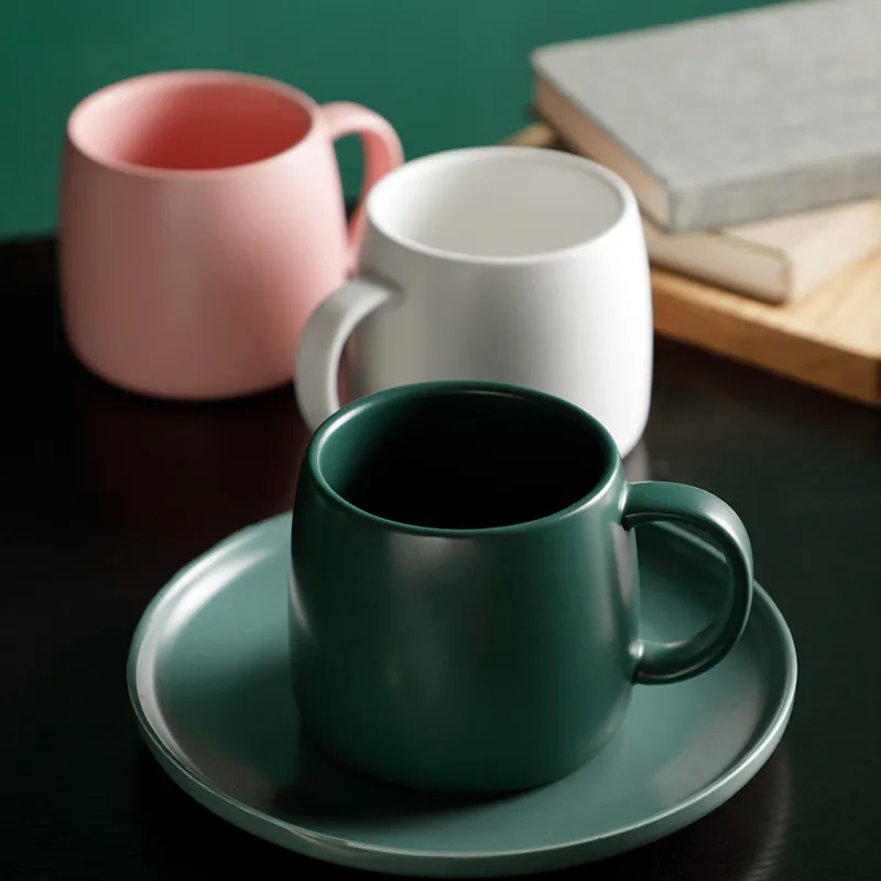유약 된 커피 컵 세라믹 화이트 북유럽 스타일 머그잔 가정용 물 컵 잘라 멀티 컵 핸들과 함께 우유 컵