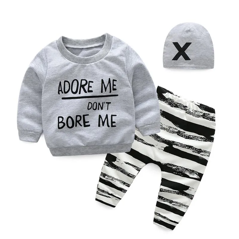 Set di vestiti per neonati Set di vestiti per neonati invernali per bambini Completo di felpa a maniche lunghe + pantaloni lunghi + cappello 3 pezzi Set di abiti per neonati