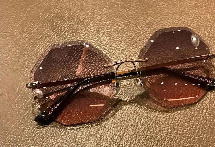 Wholesale-女性ファッションサングラスフレームレス光学眼鏡フレーム女性メガネ勾配カラーレンズキャンディーカラー紫外線保護アイウェアFE