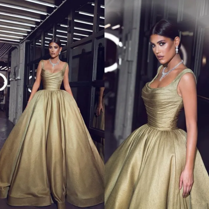 Högkvalitativ 2019 Guldkvällsklänning Square Neck Ruched Bodice Sweep Train Special Occasion Boll Gown Prom Klänningar