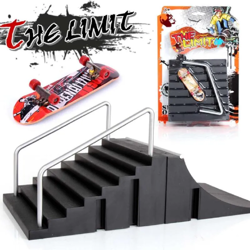 Acheter Finger Skateboards Toy Set Mini Training Skating Board With Ramp  Track