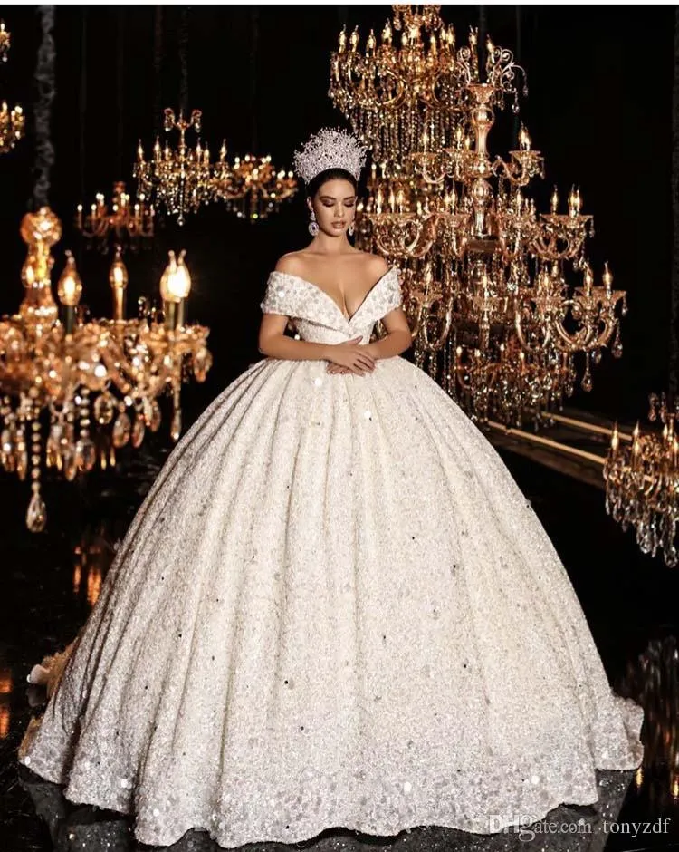 Luksusowe Bling Bling Princess Ball Suknia Koronki Suknie Ślubne Vestidos De Novie Off Ramię Zroszony Cekiny Krótkie Rękawy Suknie Ślubne