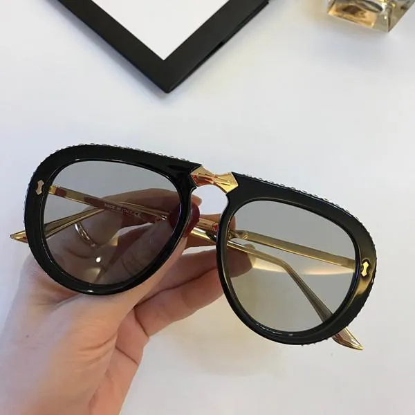 Ключевые слова на русском: роскошный дизайнерские солнцезащитные очки для мужских и женских складных стилей полный кадр высочайшего качества UV400 очки поставляются с пакетом