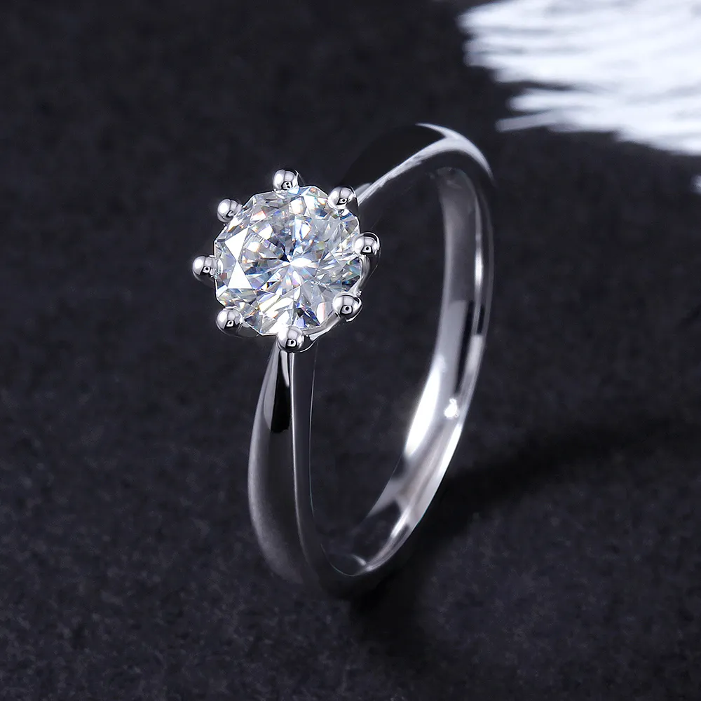 solitaire engagement ring (2)