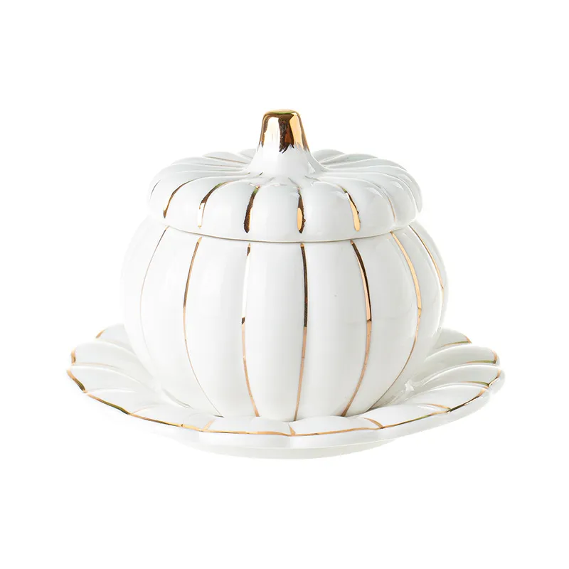 Bol à soupe à la citrouille en porcelaine blanche avec couvercle Pot à ragoût peint en or servant une soupière pour la récolte d'automne Fête d'automne Dîner de Thanksgiving