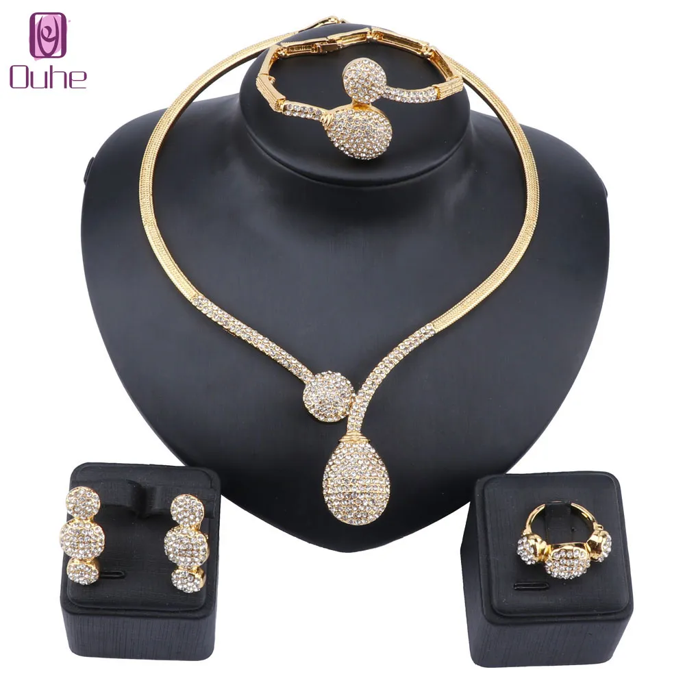 Set di gioielli in cristallo di Dubai Collana classica a forma di goccia d'acqua Bracciale Orecchini Anello per donna Set di gioielli da sposa
