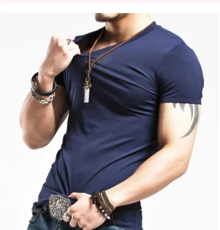 2019 MRMT Brand Clothing 4 colores con cuello en V Camiseta para hombre Moda para hombre Camisetas Fitness Casual para hombre Camiseta M-5XL Envío gratis