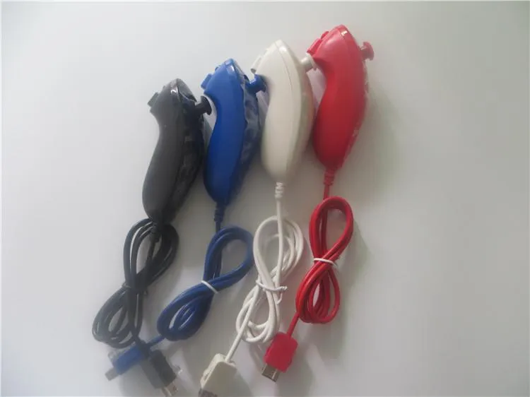 5 kleuren 2 op 1 in de detailhandel ingebouwde beweging plus afstandsbediening en nunchuck -controller voor Nintendo Wii Games 100 compatibel 25 stks DHL1566328