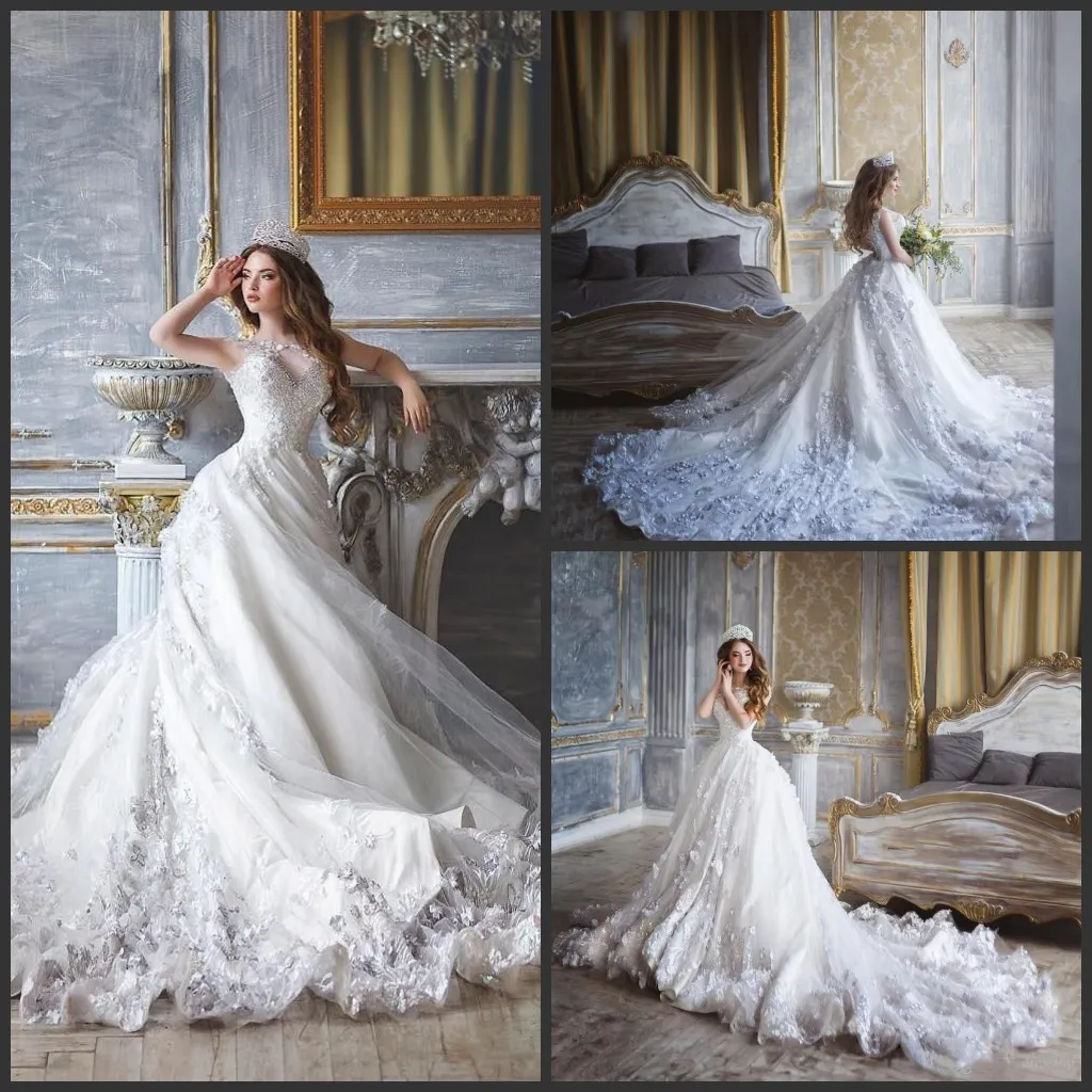 2019 New Lace Ball Gown Bröllopsklänningar Beaded Art Neck Monique Lhuillier Appliqued Bridal Gowns Sweep Train Lång Klänning för Brud