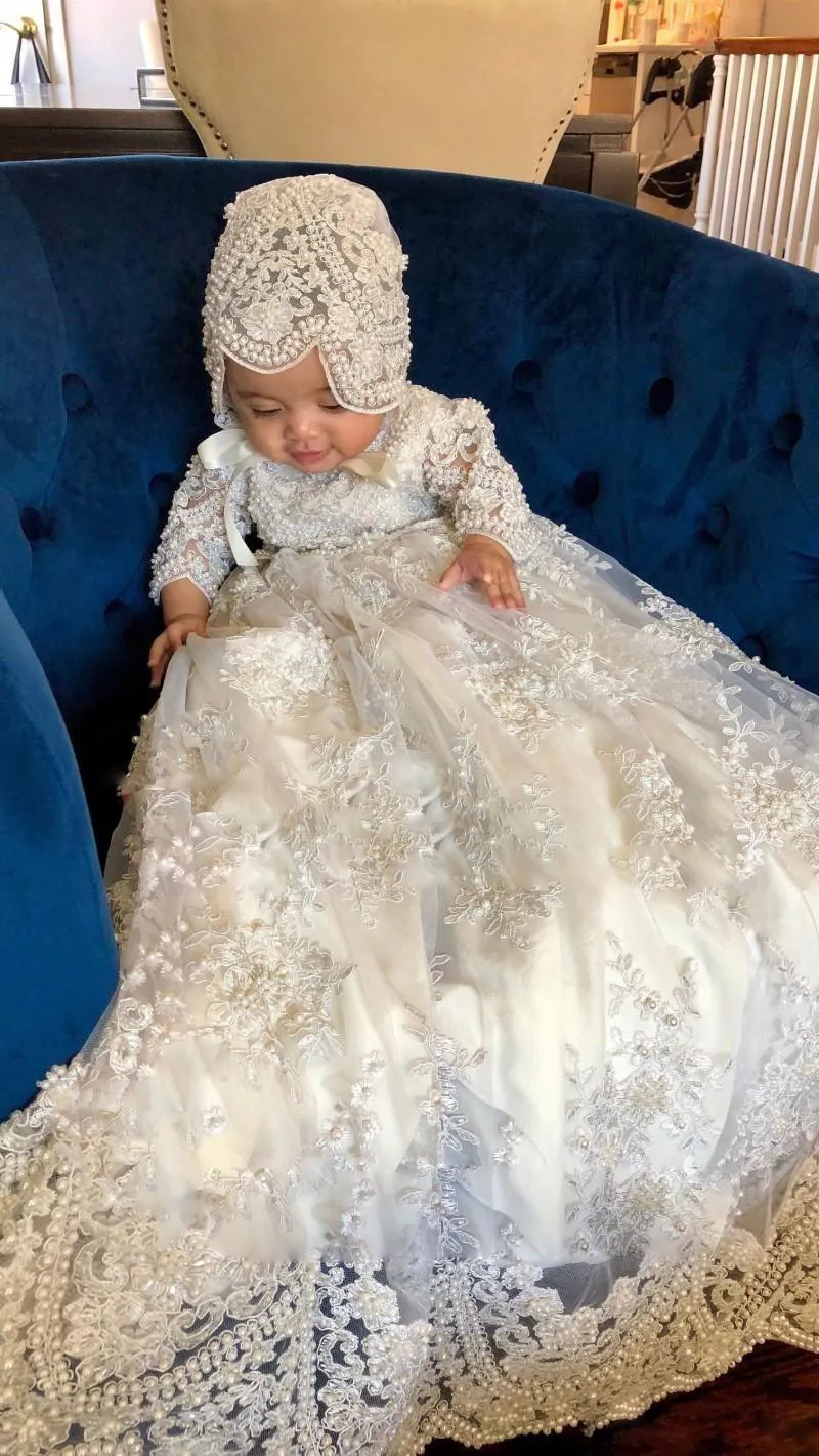 Stunning Lace Appliqued Long Sleeve Christening Gown With Pearl Drop  Earrings Wedding And Bonnet For Baby Girls Baptism And First Communion From  Wevens, $117.79 | DHgate.Com