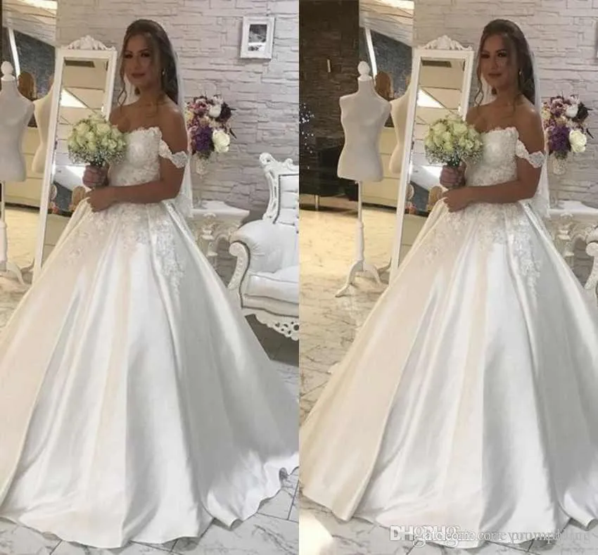 New Wedding Dress Off The Shoulder Floor Length Sleeves Lace Appliques Sweep Train Charming Bridal Wedding Gowns Bride Dresses Plus Size