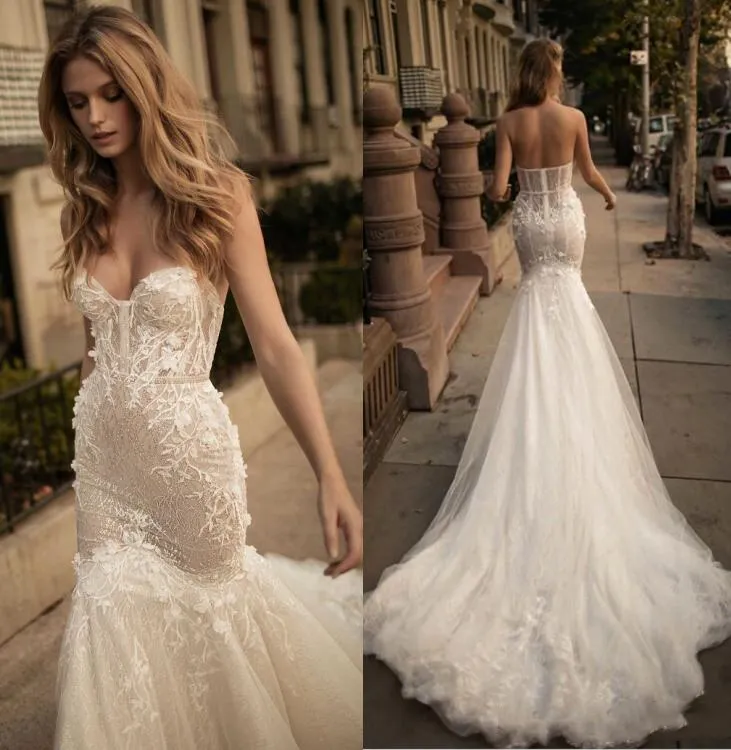 Vintage Lace Mermaid Berta Wedding Dresses Long Train Formal Bridal Dress 3D Floral Appliqued Strapless Boning Gorgeous Wedding Gowns