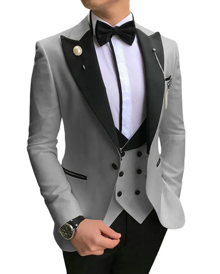 2020 Man Bröllopsklänning Ljus Grå Brudgum Mens Tuxedo Skräddarsy Made Best Man Blazer Bröllopskläder för män Peaked Lapel 3 Pieces Set