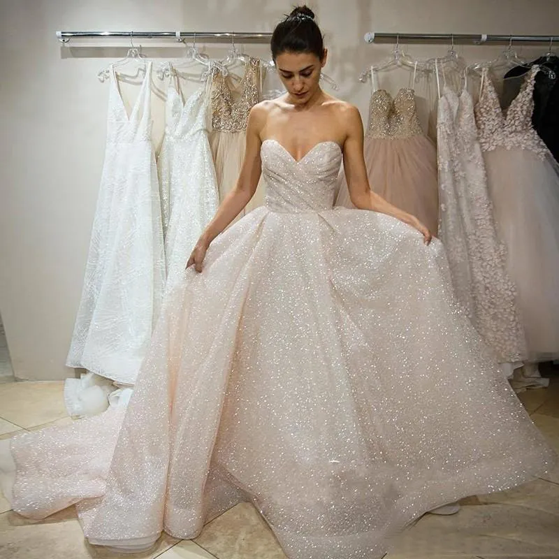 Sparkle Sequined Abiti da sposa 2021 senza spalline innamorato con scollo a backless Sweep Treno Lace Up Indietro Plus Size Bridal Gowns