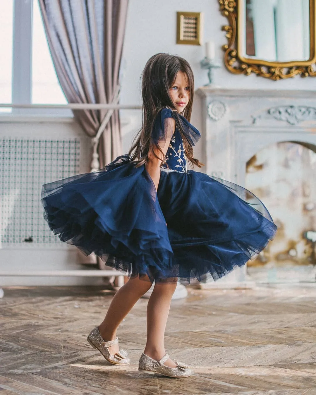 A line knee length flower best sale girl dress