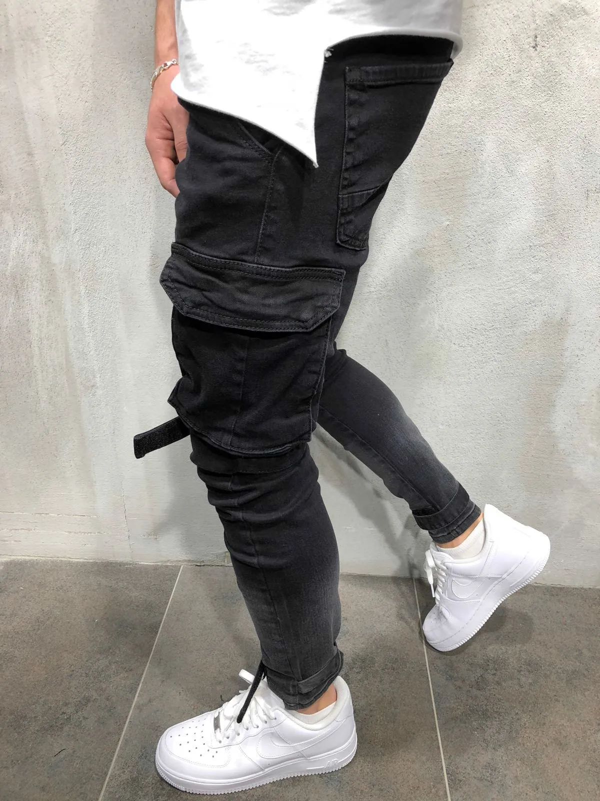 Black Denim Slim Fit Cargo Jeans For Men With Pockets And Straps For Men  Skinny Pencil Pants For Casual Cargo Wear 255C From Lqbyc, $35.01