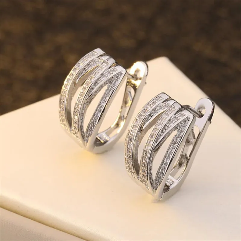 Ins Top Selling Fashion Jewelry 925 Sterling Silver Pave White Sapphire CZ Diamond Gemstonesパーティー女性女性ブライダルクリップEarrin233i