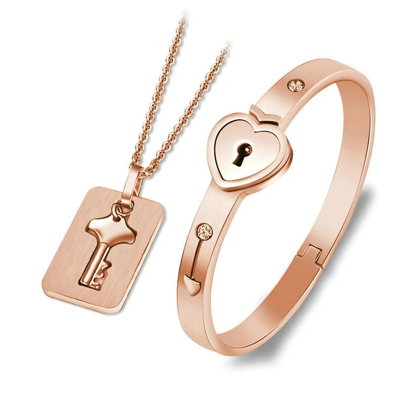 Cadeau de Saint Valentin Un Couple Ensembles de Bijoux En Acier Inoxydable Amour Coeur Serrure Bracelets Bracelets Clé Pendentif Collier Couples217h