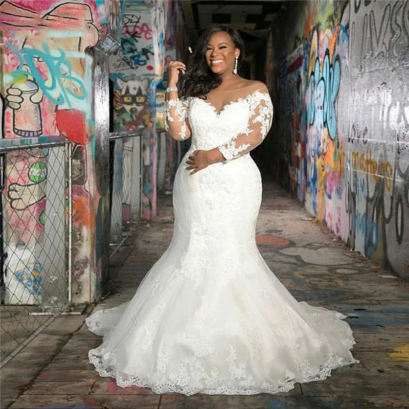 Plus size wedding best sale dresses with corset back