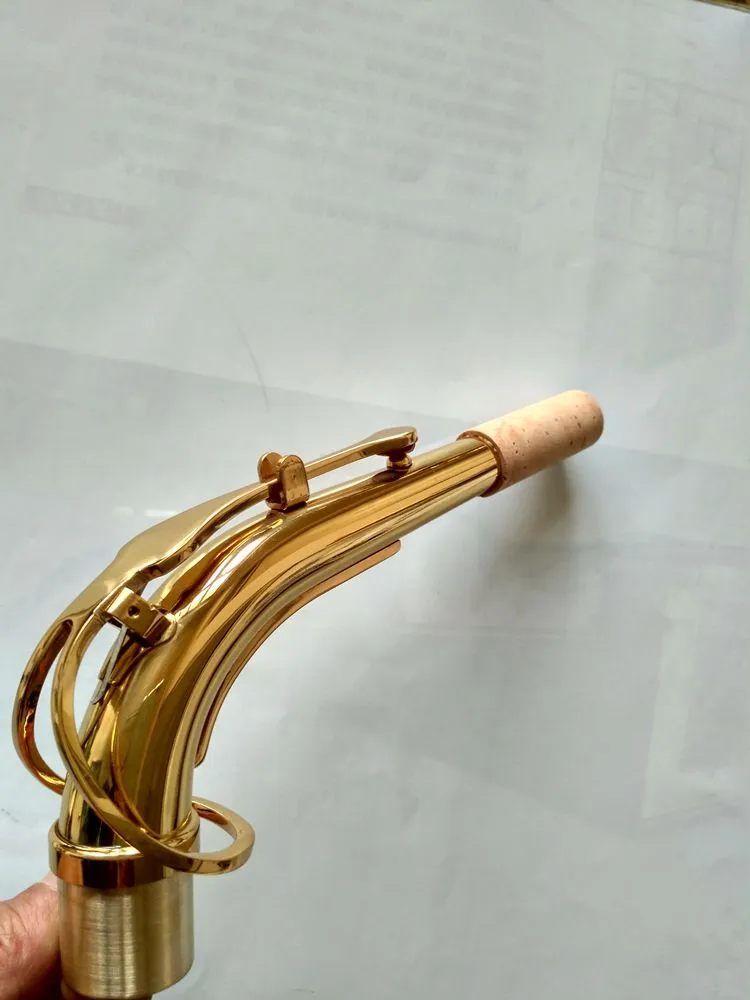 24.5mm Alto Saxofone Bend Pescoço de Alta Qualidade Material de Brass Gold Lacquer Saxofone Conector Musical Instrumento Acessórios Frete Grátis