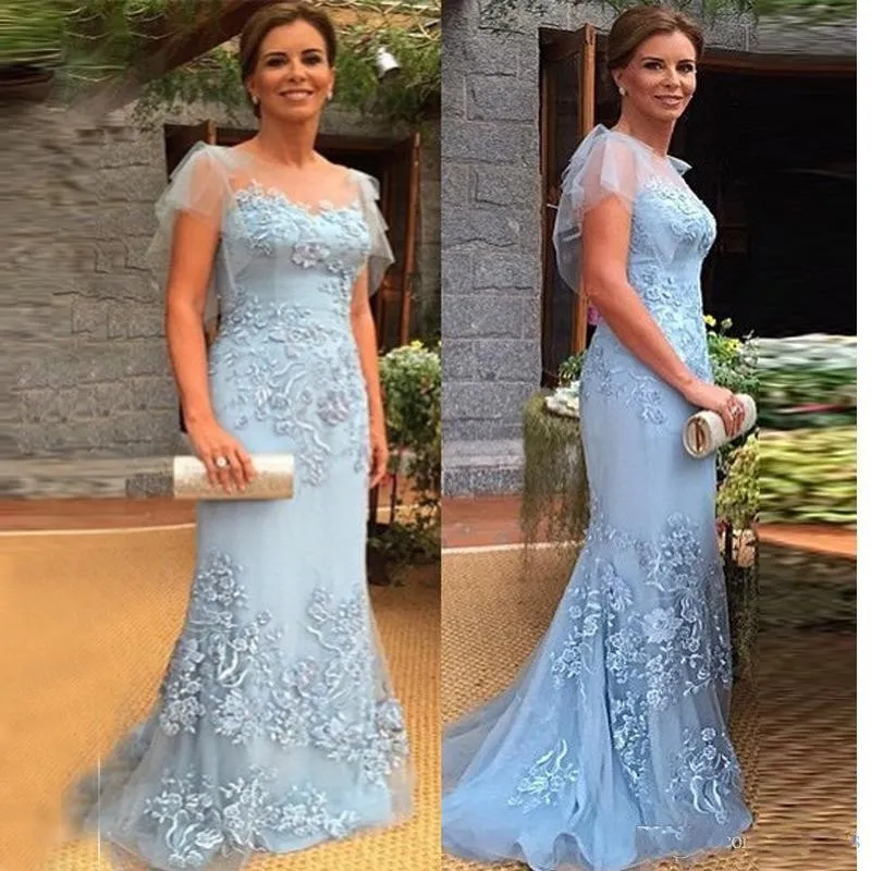 Cheap Sky Blue Plus Size Mother Of The Bride Dresses Jewel Neck Cap Sleeves Mermaid Lace Appliques Party Dress Formal Evening Gowns