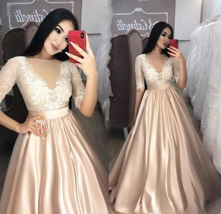 2020 1/2 Metade mangas Prom Dresses Lace Applique Satin A Line Bateau decote até o chão Evening Partido Vestidos Wear ocasião formal