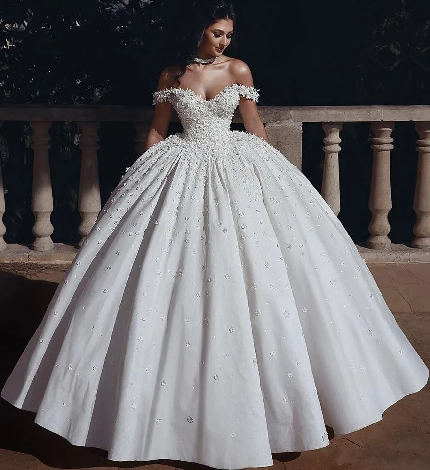 Abiti da sposa arabi con spalle scoperte Abiti da sposa 2020 Abiti da noiva Perline Fiori Abiti da sposa con lacci sul retro