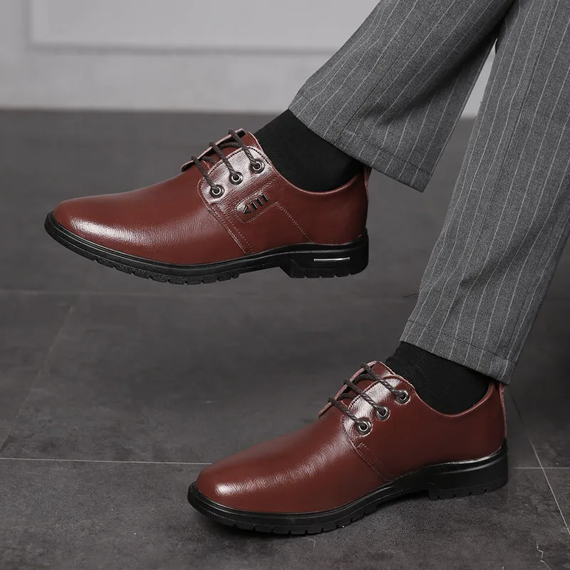 Zapatos formales para hombre de cuero genuino con orificio de ventilación, zapatos clásicos de felpa cortos para hombre, zapatos de oficina para hombre, botas masculinas elegantes, zapatos de seguridad