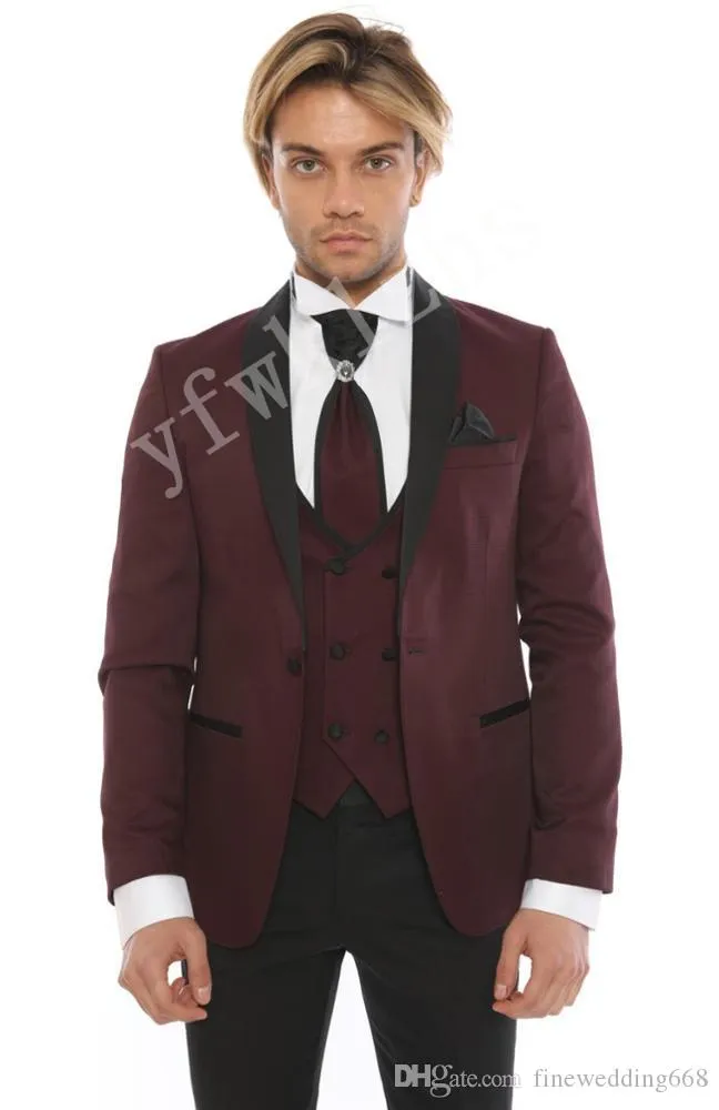Os mais recentes One Button Groomsmen xaile lapela do noivo smoking Homens ternos de casamento / Prom / Jantar melhor homem Blazer (Jacket + Tie + Vest + calça) 1217