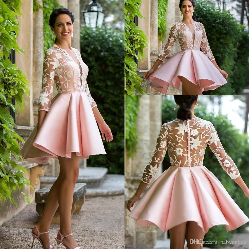 Robes de soir e courtes en satin rose manches 3 4 en dentelle une ligne pure col en V appliqu plis robes de soir e Cocktial robes de robe de cocktail