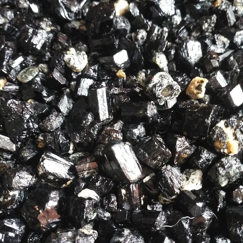 Wholesale 100g Natural Black Tourmaline Rough Mineral Quartz Crystal Gravel Tumbled Stone Reiki Healing for degaussing