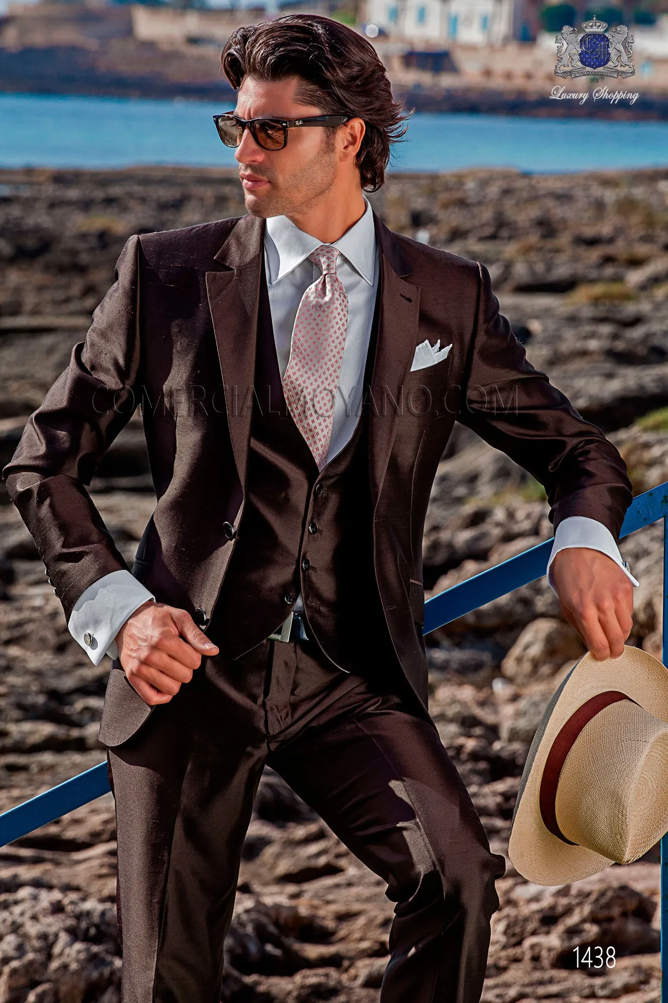 Fashion Chocolate Groom Tuxedos Notch Lapel Groomsmen Mens Wedding Dress Popular Man Jacket Blazer 3 Piece Suit Jacket Pants Vest Tie 1001