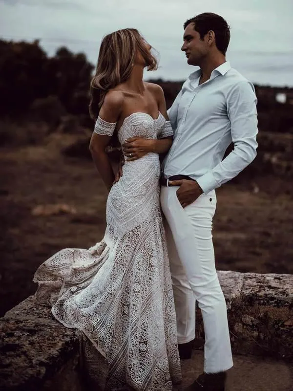 Abiti da sposa vintage a sirena in pizzo all'uncinetto 2019 con spalle scoperte in cotone Applique Tromba Beach Abiti da sposa country bohémien Rue De Seine