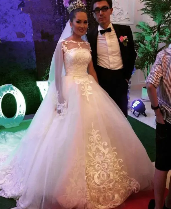 Top White Tulle Bateau Neck Wedding Dress Online Pakistani Sharara Gharara Wedding Dress Ball Gown Patterns Wedding Dress Made in Thailand
