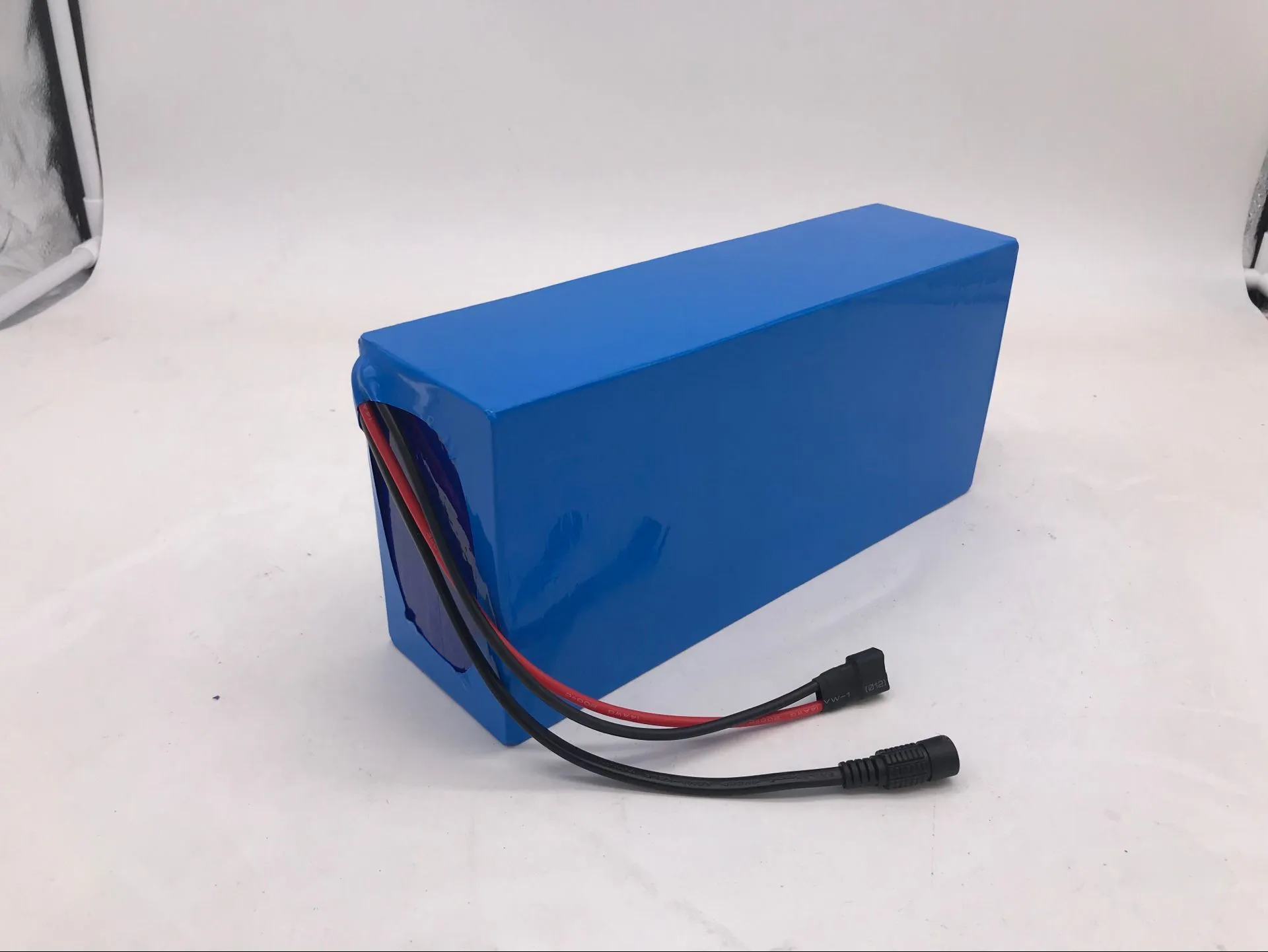 60V 30AH 60V Lithium Batterij Elektrische scooter Elektrische fietsbatterij Gebruik LG -cel voor motor ebike 60V 1500W 2000W 3000W GRATIS