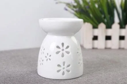 Burner kadzidła Delikatna ceramiczna lampa zapachowa moda wydrążona kuchenka aromatu świeca piec naftowy wnętrz