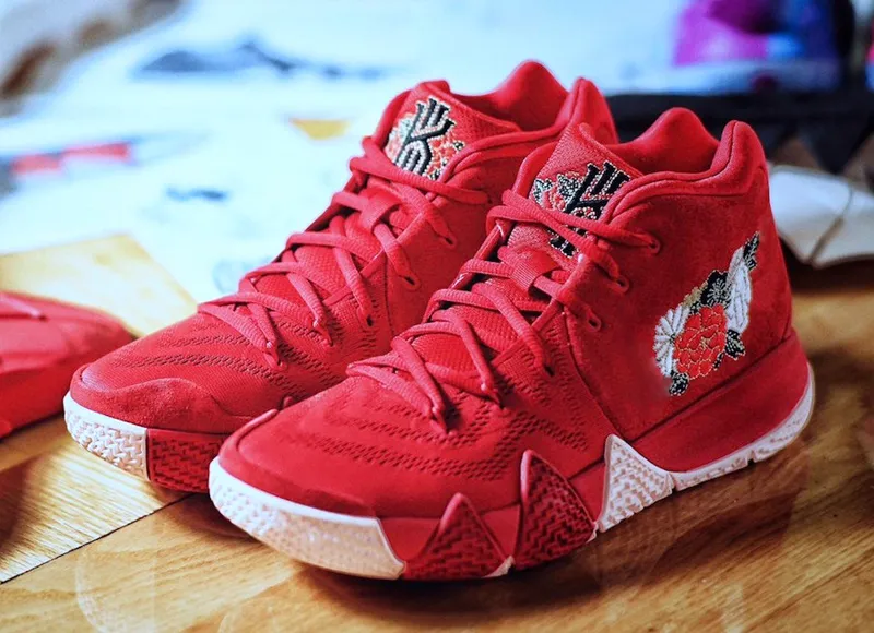 Kyrie clearance 4 5.5
