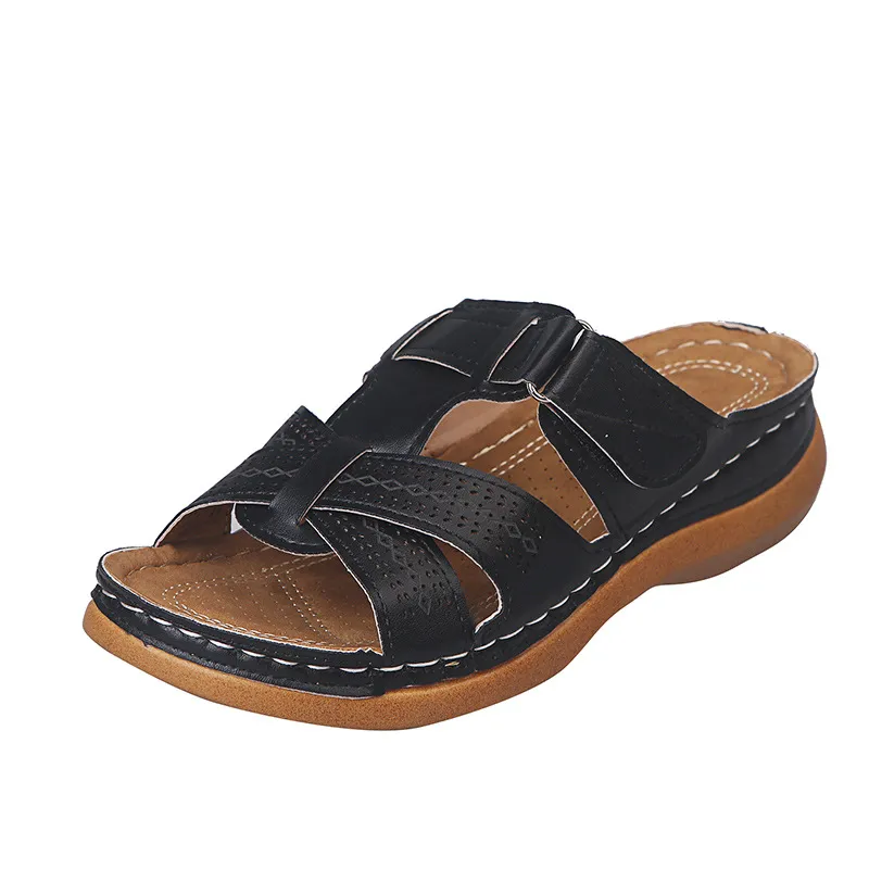 Nieuwste vrouwen designer schoenen zomer mode lederen platte sandaal goedkope beste outdoor strand slippers luxe deksies schoenen 5 kleuren Big Size