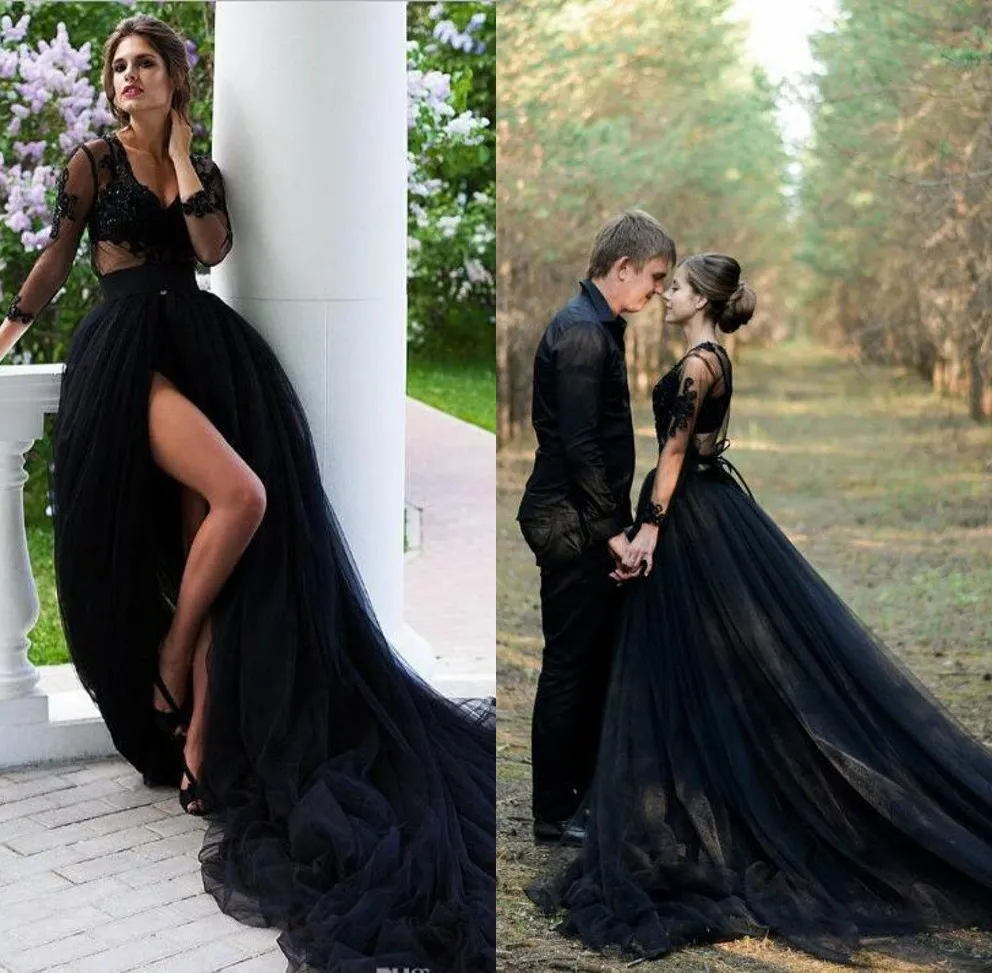 Rustic Country Black Gothic Wedding Dresses V Neck Illusion Top Lace Long Sleeves Fall Tulle Wedding Dress Long Train Sexy High Slits