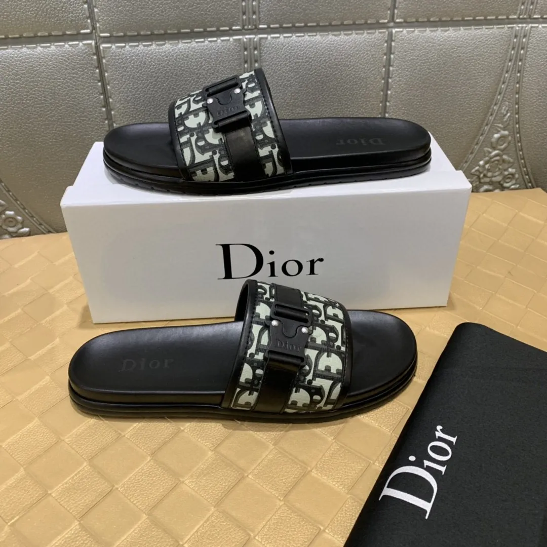 2019 Brand Slippers Quality Sandals Designeru0026#13;Dior Shoes Slides Flip  Flops Man Woman Loafers Huaraches Sneakers Trainers Running Shoes G2 From  Zhuwei0606, $10.16 | DHgate.Com