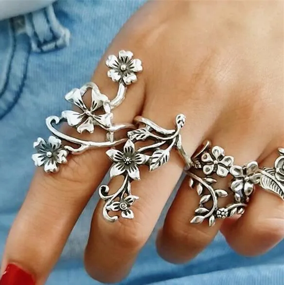 Joyería de estrella de moda Retro Color plateado flor hoja Boho anillo de dedo étnico Vintage Midi conjunto de anillos para mujer fiesta 2019 nuevo