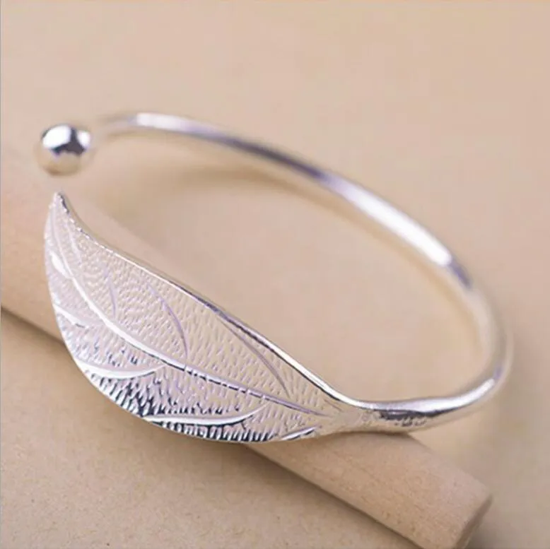 Korean Leaf Cuff Bangle Bracelet for Ladies Girls Copper Silver Plated Simple Fashion Jewelry Manufacturers Women Gift
