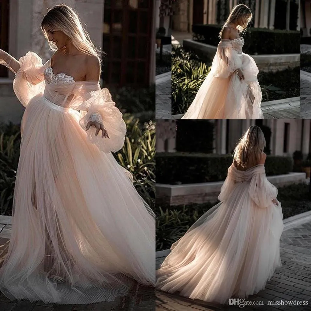 Champagne Långärmade Tulle Bohemian Beach Plus Storlek Bröllopsklänning Av Skulder Tiered Bridal Dress Gowns Vestidos de Novia