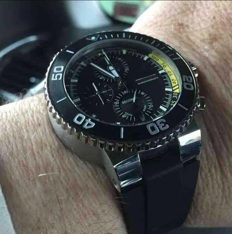 2018 nova versão de alta qualidade movimento de quartzo VK cronógrafo 46MM Black dial moldura de cerâmica pulseira de borracha de luxo mens relógios relógios