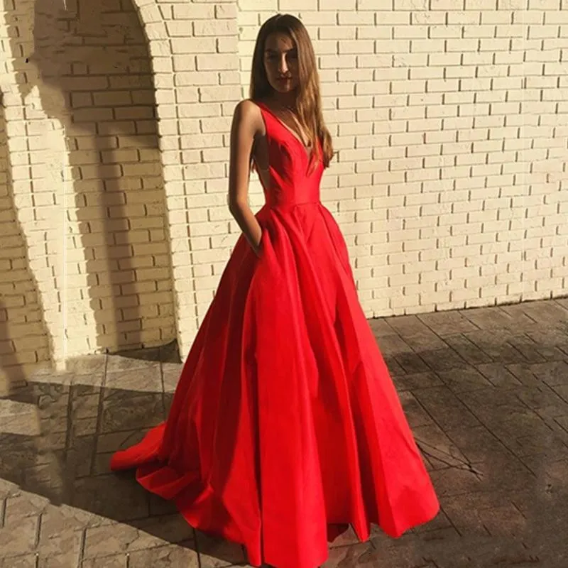 cheap Red Satin Ball Gown Formal Prom Dresses backless Illusion V neck Back Party Evening Dress with Pockets vestido de formatura