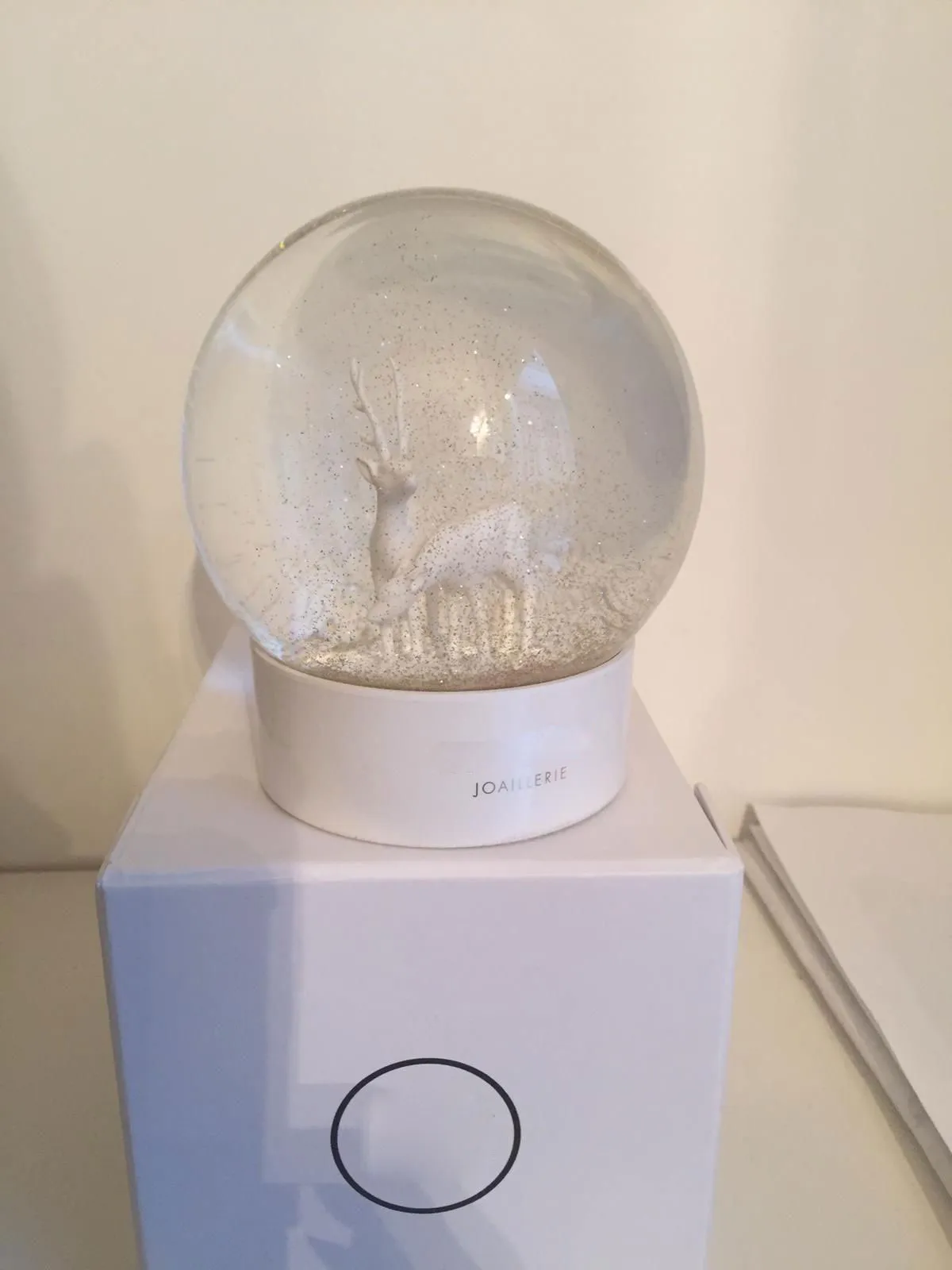 2020 CC Snow Globe L'ultimo classico Sika Deer Classics White Crystal con regalo regalo Limitato VIP Customer1507420